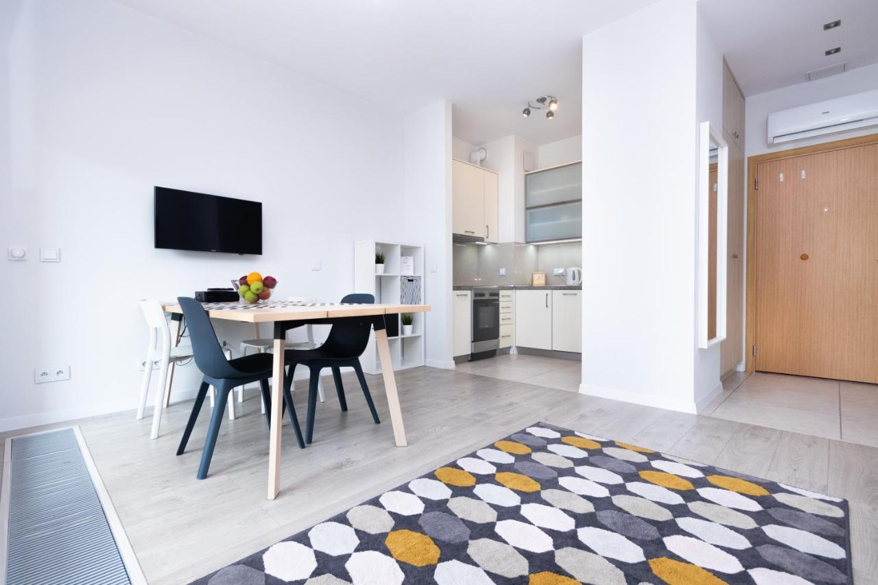 Kolejowa Aparthotel Warschau Buitenkant foto