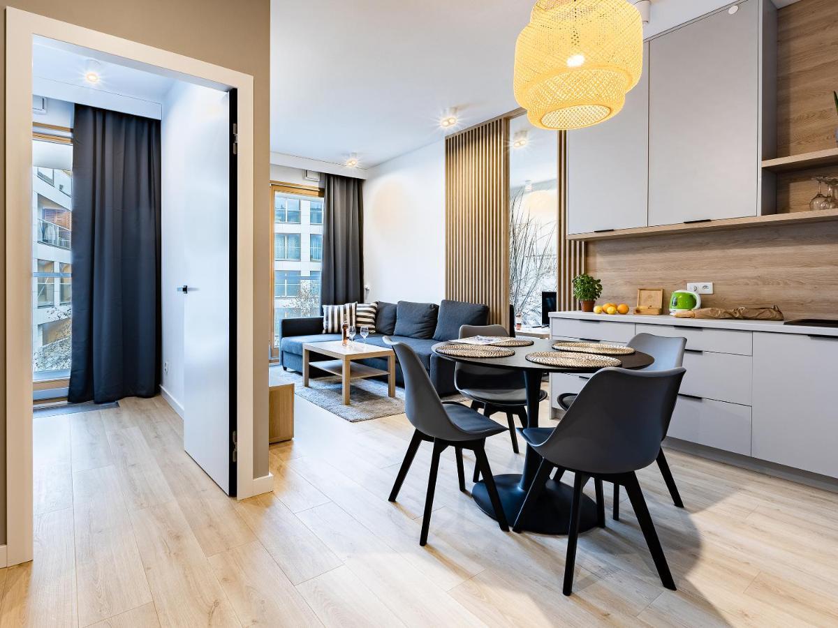 Kolejowa Aparthotel Warschau Buitenkant foto