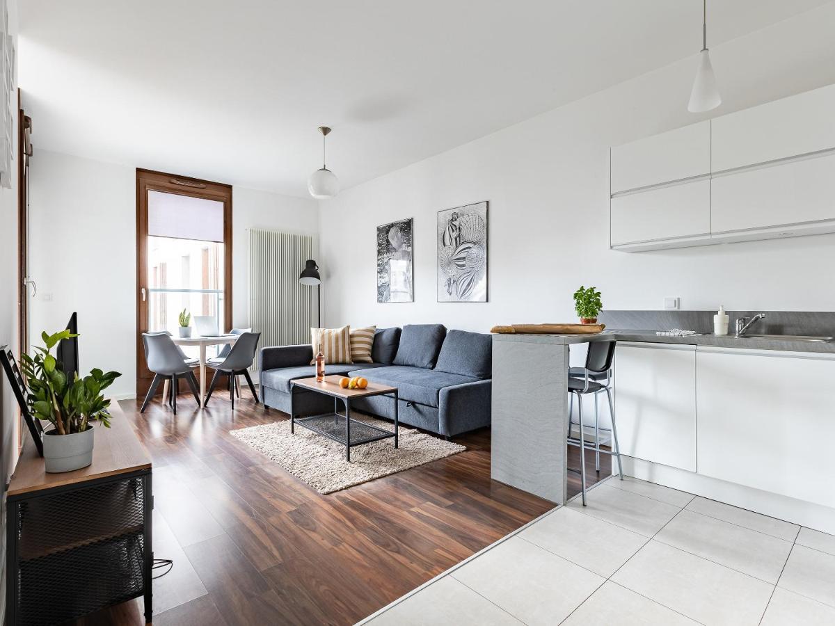 Kolejowa Aparthotel Warschau Buitenkant foto