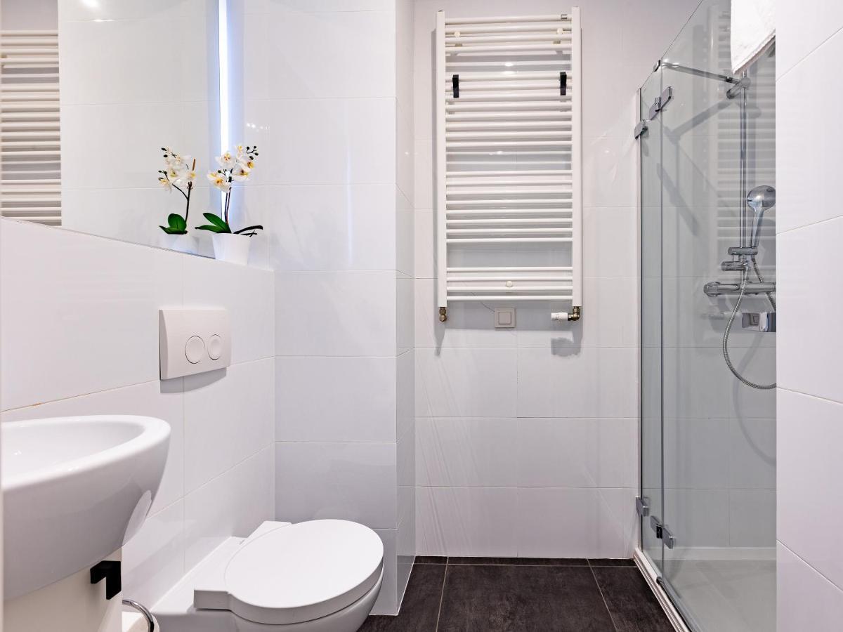 Kolejowa Aparthotel Warschau Buitenkant foto